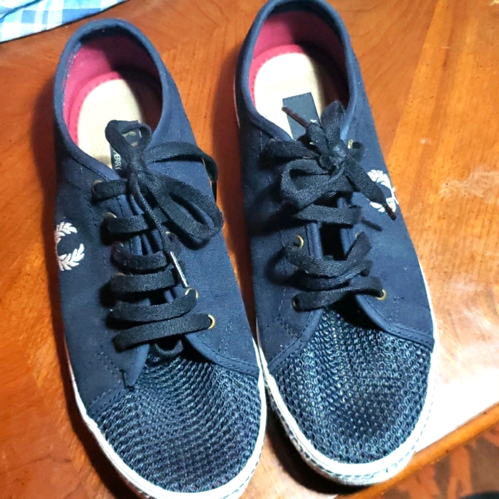 Awesome Fred Perry Navy Blue Sneakers 10